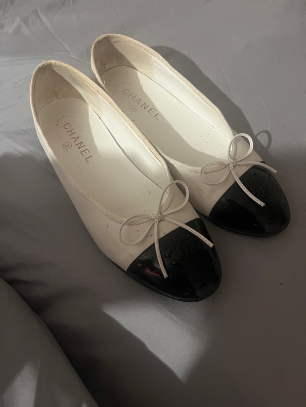 CC White/Black Leather Ballet Flats with Cap Toe
